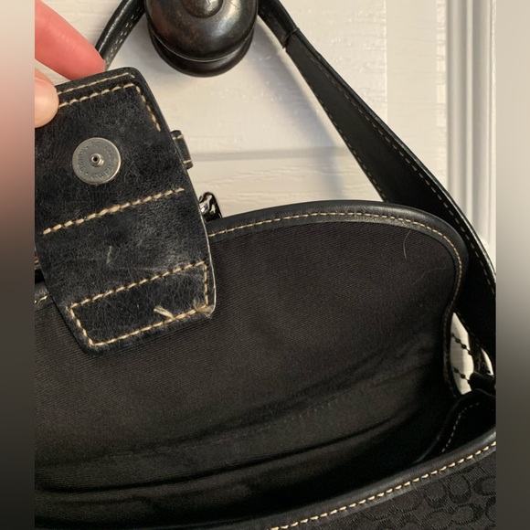 Vintage Coach Shoulder Purse - Picture 5 of 7